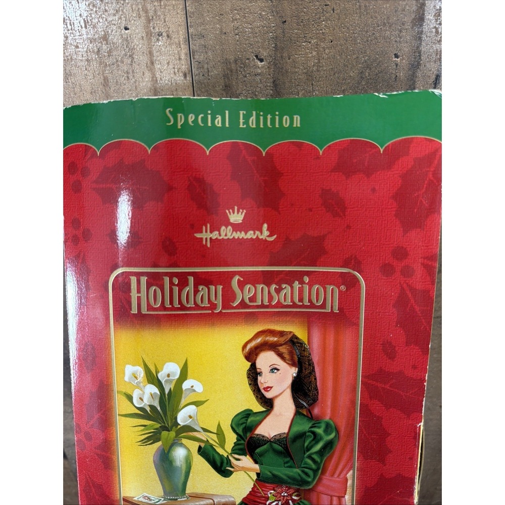 1998 Hallmark Holiday Sensation Barbie Special Edition #19792 1940s Nostalgia - Picture 2 of 16